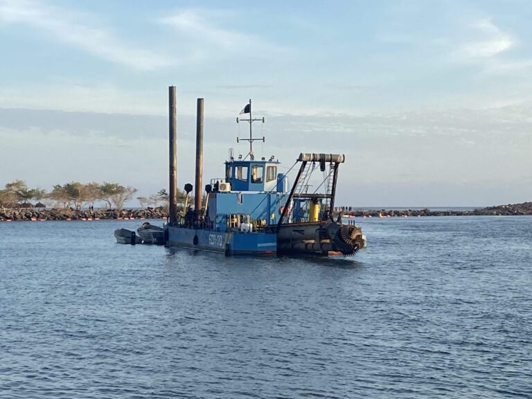 dredging in water