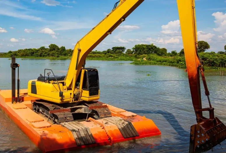 Hydraulic Dredging with HAWK RTK GPS